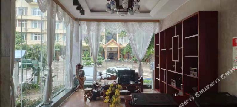 勐腊义来酒店图片