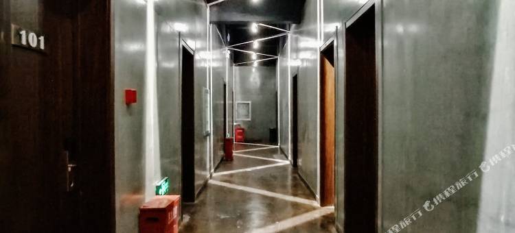 轻住·逅苑主题宾馆(科技学院店)图片