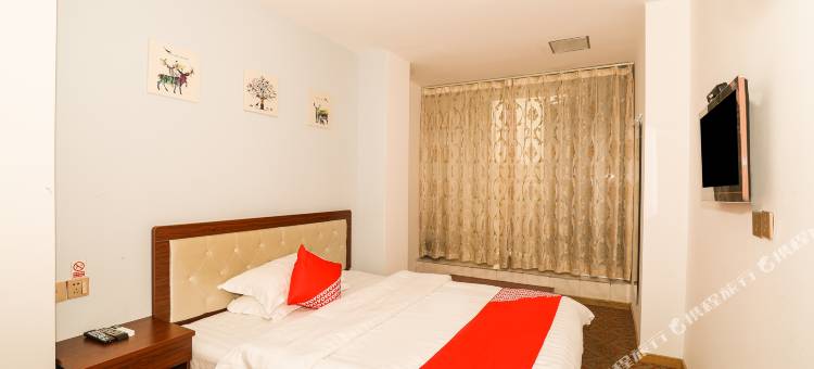 泰州逸君假日酒店(苏北商业广场店)图片