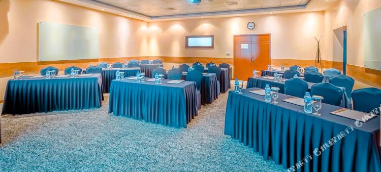 乌兰巴托市中心华美达酒店(Ramada by Wyndham Ulaanbaatar Citycenter)图片