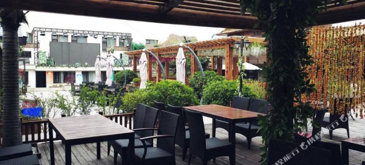 乐雪草堂温泉酒店(鞍山千山风景区店)图片