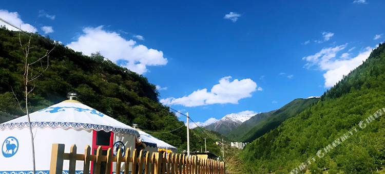 四姑娘山云溪谷客栈图片