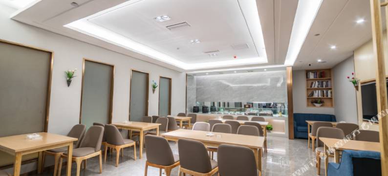 达州蓝格调智慧酒店(火车站罗浮广场店)图片