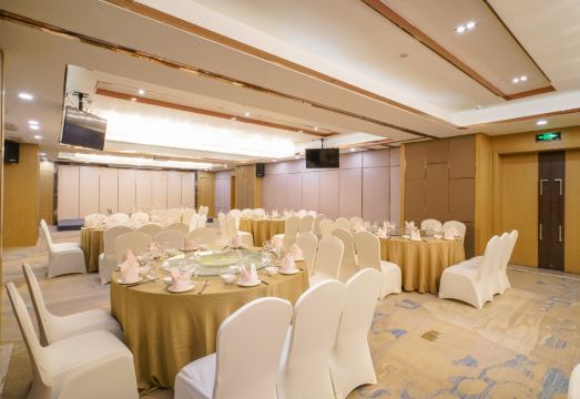 RSUN HotelHotel Overview