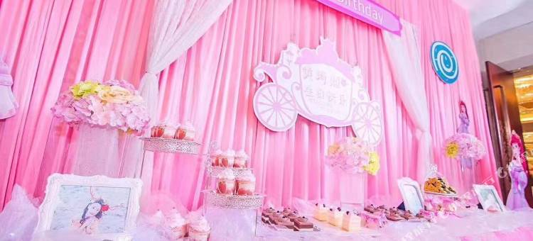 扬州东关街凯莎华美达广场酒店图片