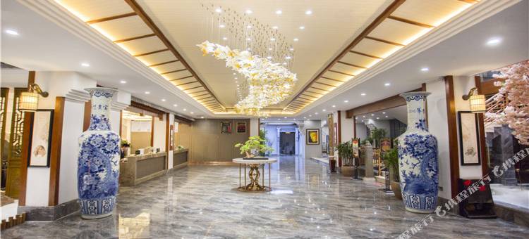 阿鲁科尔沁旗长城假日大酒店图片