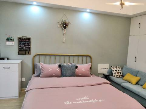 扬州悠悠小姐姐公寓(2号店)