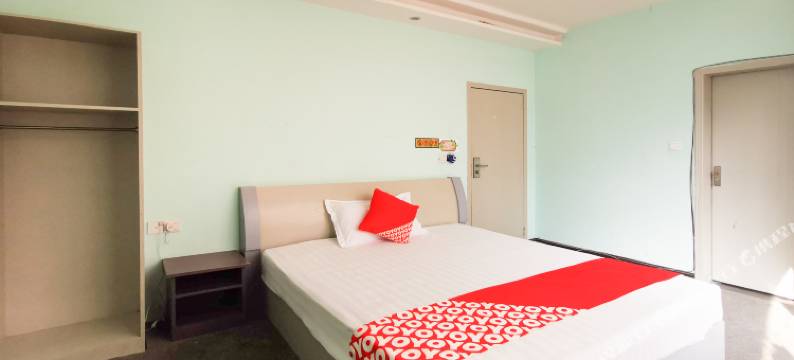 OYO巴中阿曼达主题宾馆图片