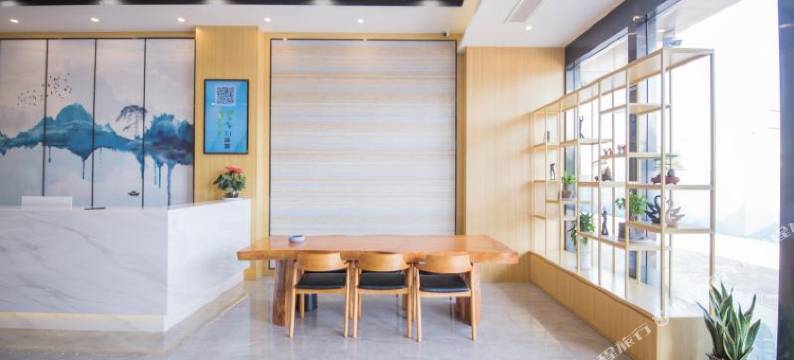 苍南罗尔曼酒店(动车站店)图片