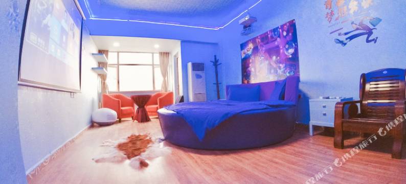 唯爱情侣公寓(武汉万松园店)图片