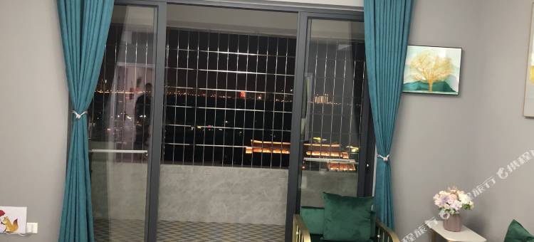 小馨公寓(漳州动车站店)图片