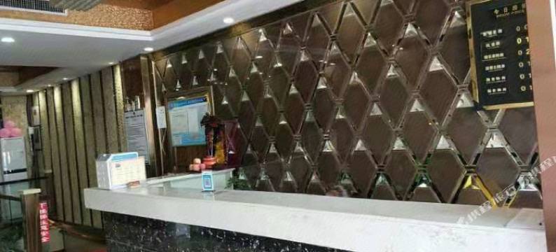 尚品酒店(淅川南阳农业职业学院店)图片