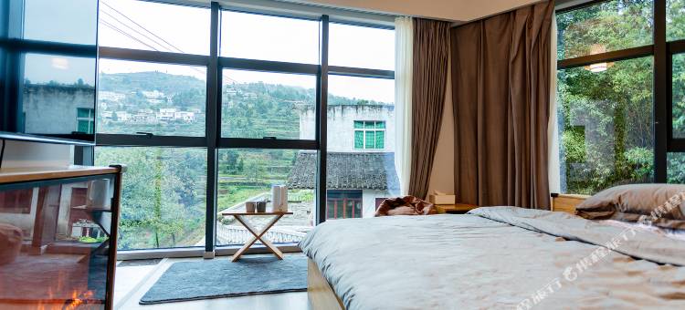 古蔺赤水河山居图片