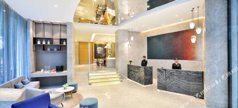 桔子水晶上海静安大融城沪太路酒店图片