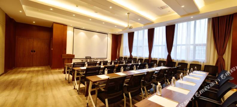 楚喆酒店(武汉吴家山五环大道地铁站店)图片