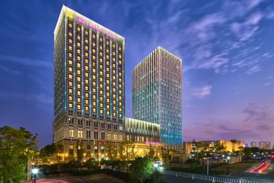 武漢保和皇冠假日酒店