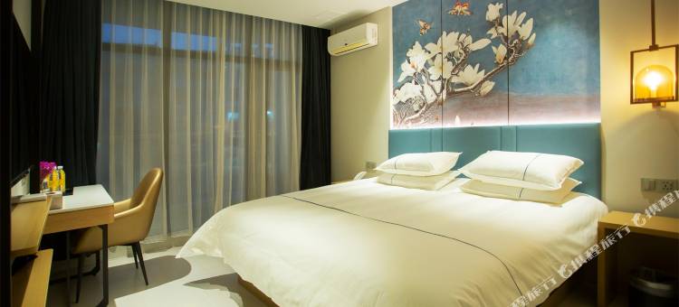 白玉兰酒店(无锡惠山万达广场店)图片