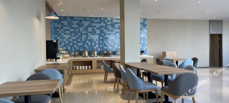 如家酒店·neo(大连瓦房店火车站店)图片