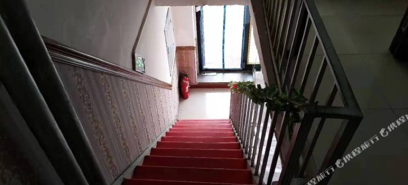 宁安名轩快捷宾馆图片