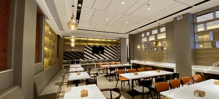田园亚轻酒店(汕头高铁站珠江路美食街店)图片