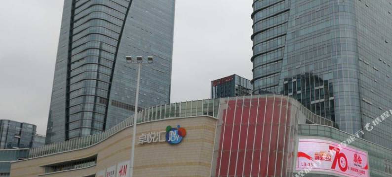 水晶恋主题酒店(深圳上梅林地铁站店)图片