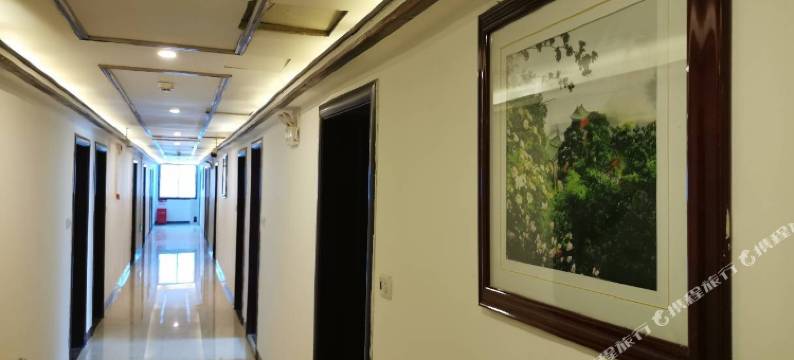 武当山原农厚道客栈图片