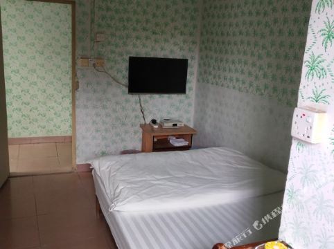 小塘坣村综合市场