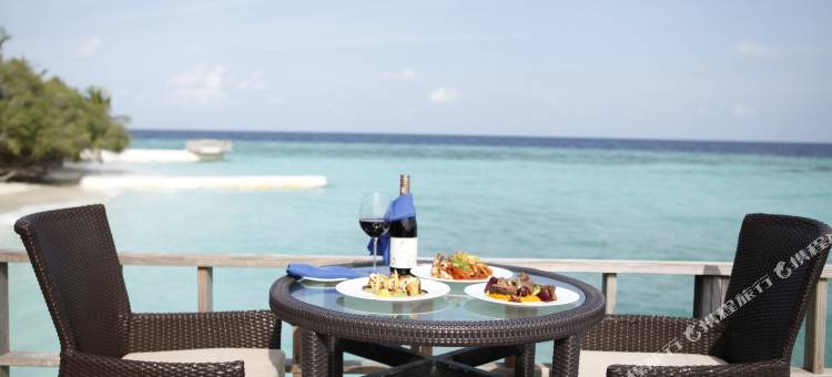 艾雅度岛度假村(Eriyadu Island Resort)图片