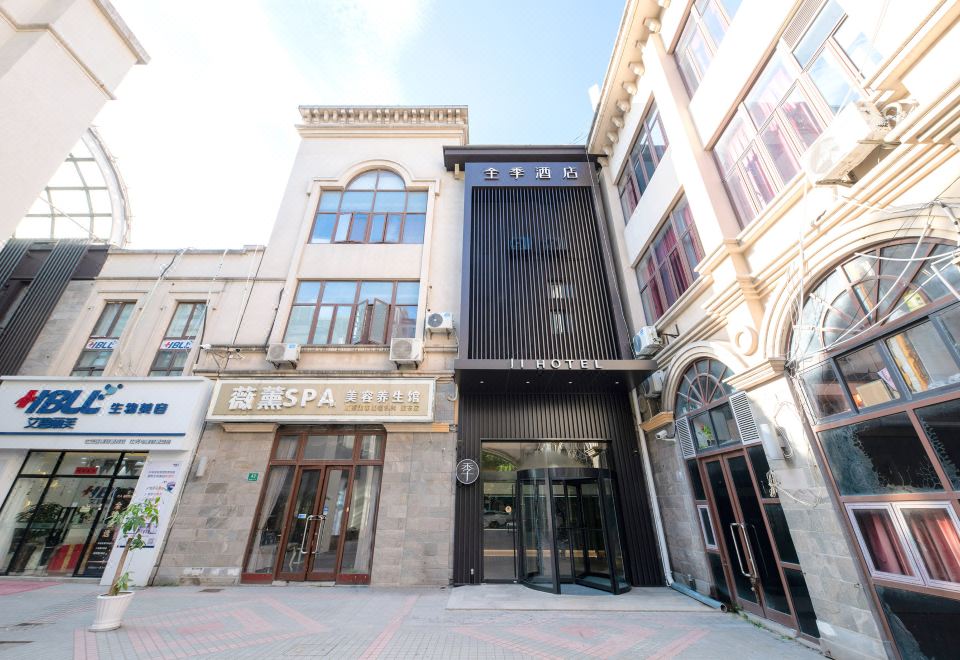 Liberatador Cuidad Blanca Over view