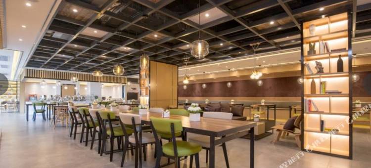 合肥庐阳万象汇亚朵酒店图片