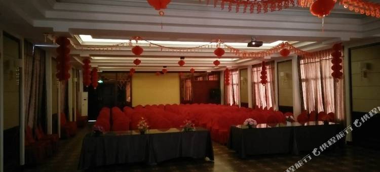 集安一丁大酒店图片
