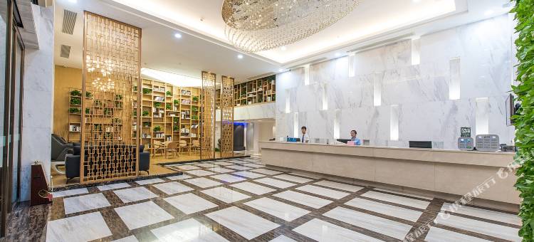 康费尔特大酒店(佛山华夏陶瓷博览城店)图片