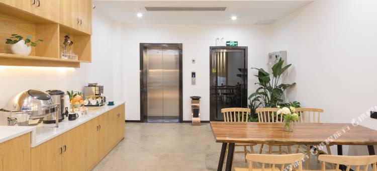 友米酒店·好young(体育中心店)图片