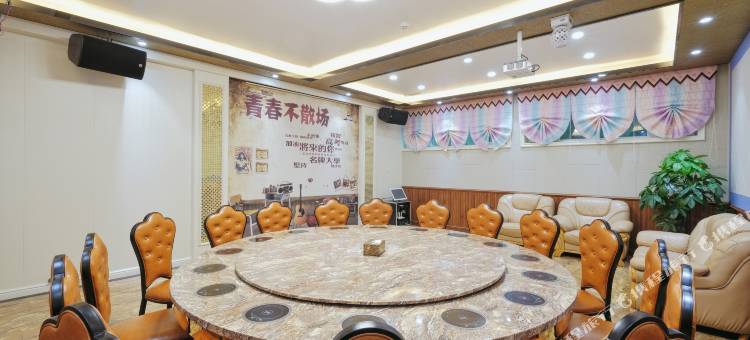 乌鲁木齐县观云居客栈图片