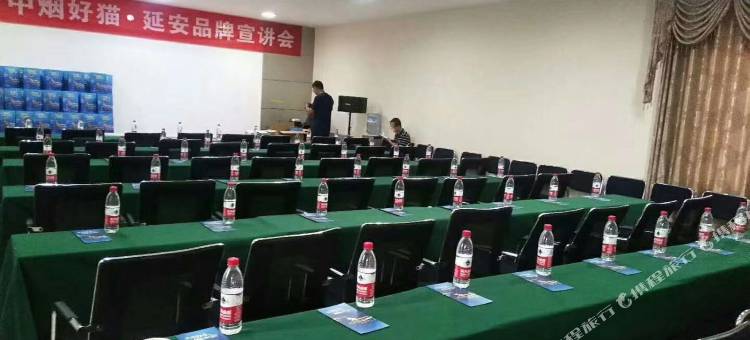 方圆精选酒店(南阳十三中七一路店)图片
