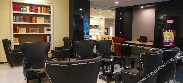 乌鲁木齐唯逸金元酒店(鲤鱼山店)图片