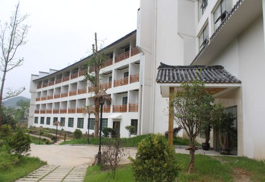 清河湾酒店外景图