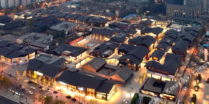 成都西姆酒店(翰墨)1晚 成都大熊猫繁育研究基地门票【紧邻古刹大慈寺