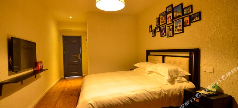 焦作星期五青年旅馆图片