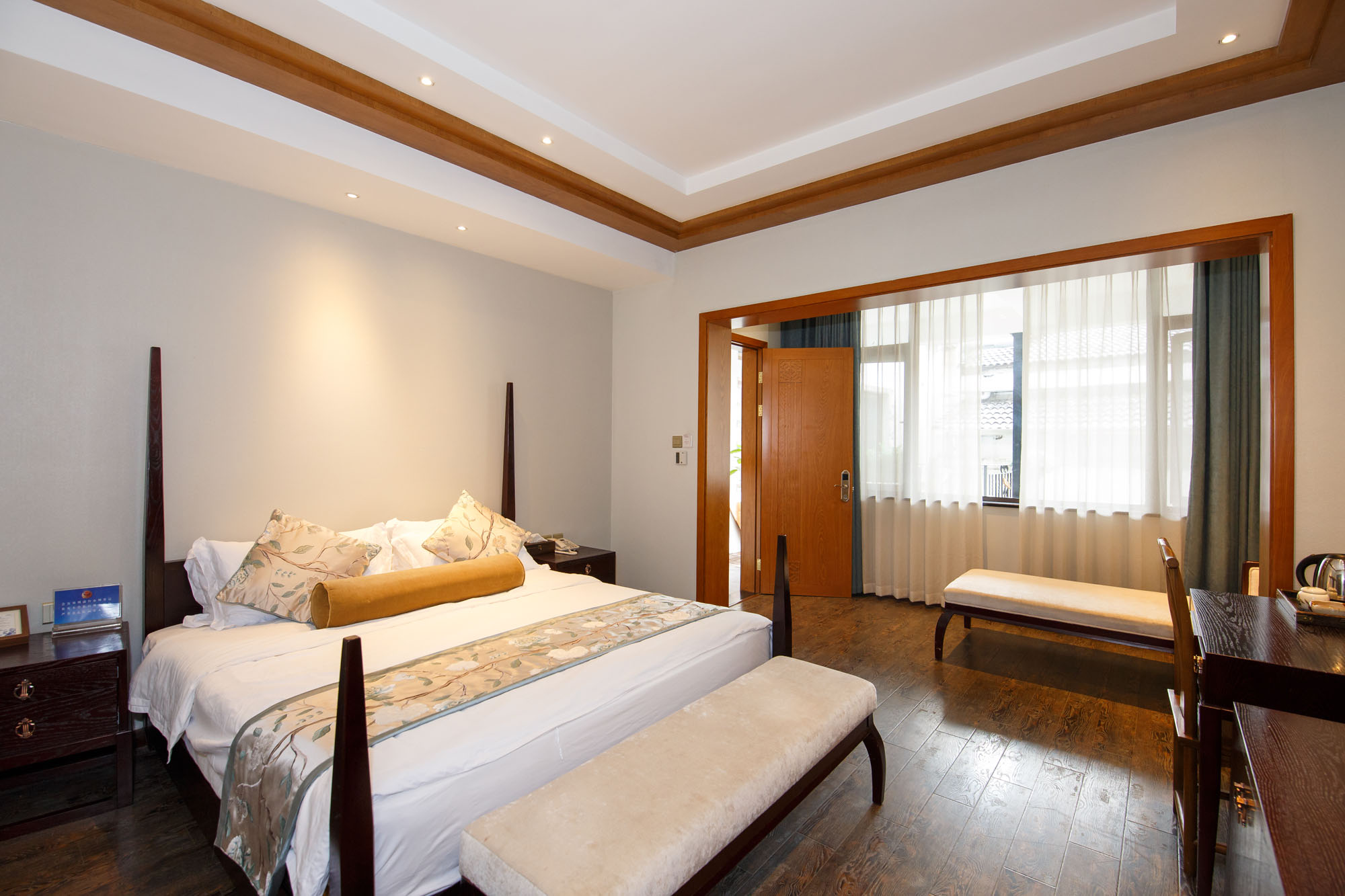 Hangzhou Hua Qing Yuan Inn Over view