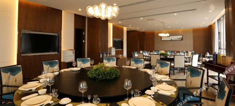 五莲松月湖大酒店图片