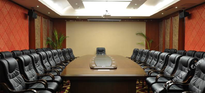 环球大酒店(长春伪满皇宫新天地购物公园店)图片