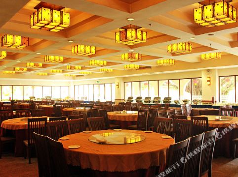 琼海官塘温泉休闲中心3晚,正对万泉河,远眺白石岭,温泉被称为"世界少