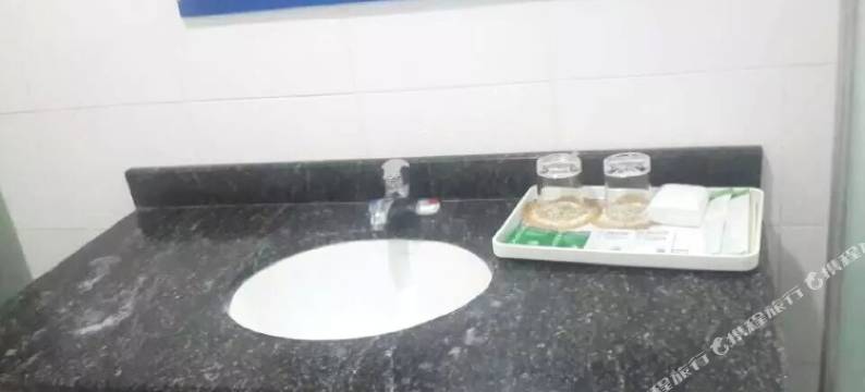 巴马贵银大酒店图片