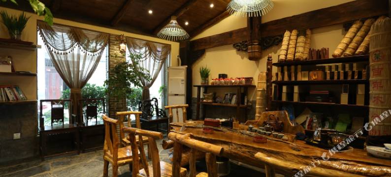 梦回湘西主题客栈(张家界天门山店)图片