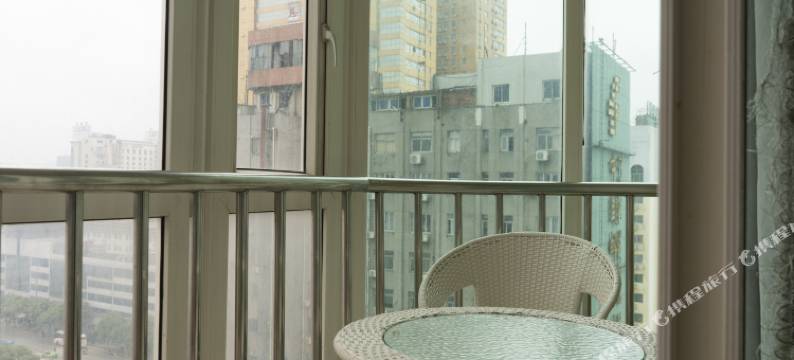 南昌优格青年太空舱旅社图片