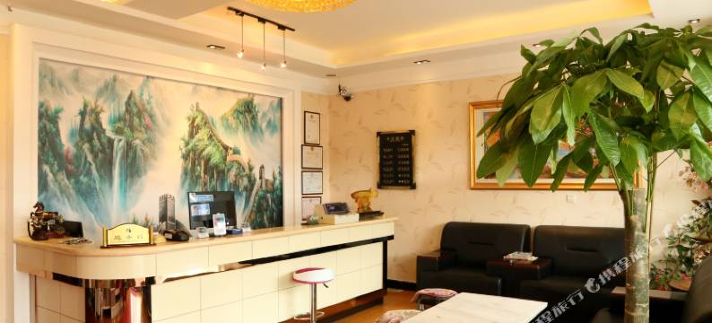 忆家快捷宾馆(沽源新车站店)图片