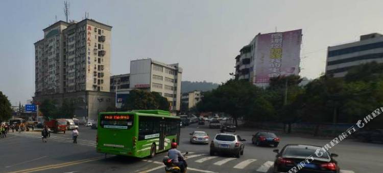 十堰泊岸SOHO酒店图片