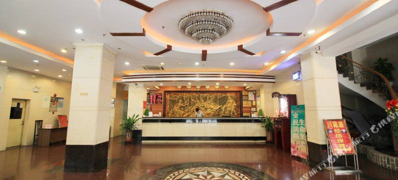 广飞影视主题酒店(阳江百利广场店)图片