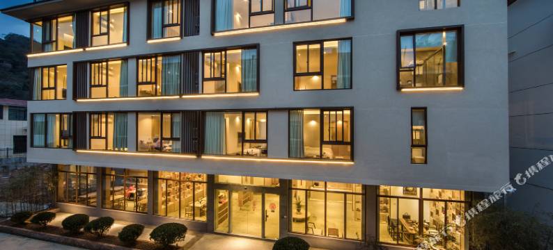 武夷山六悦山溪酒店(三姑度假区崇溪漫步道店)图片